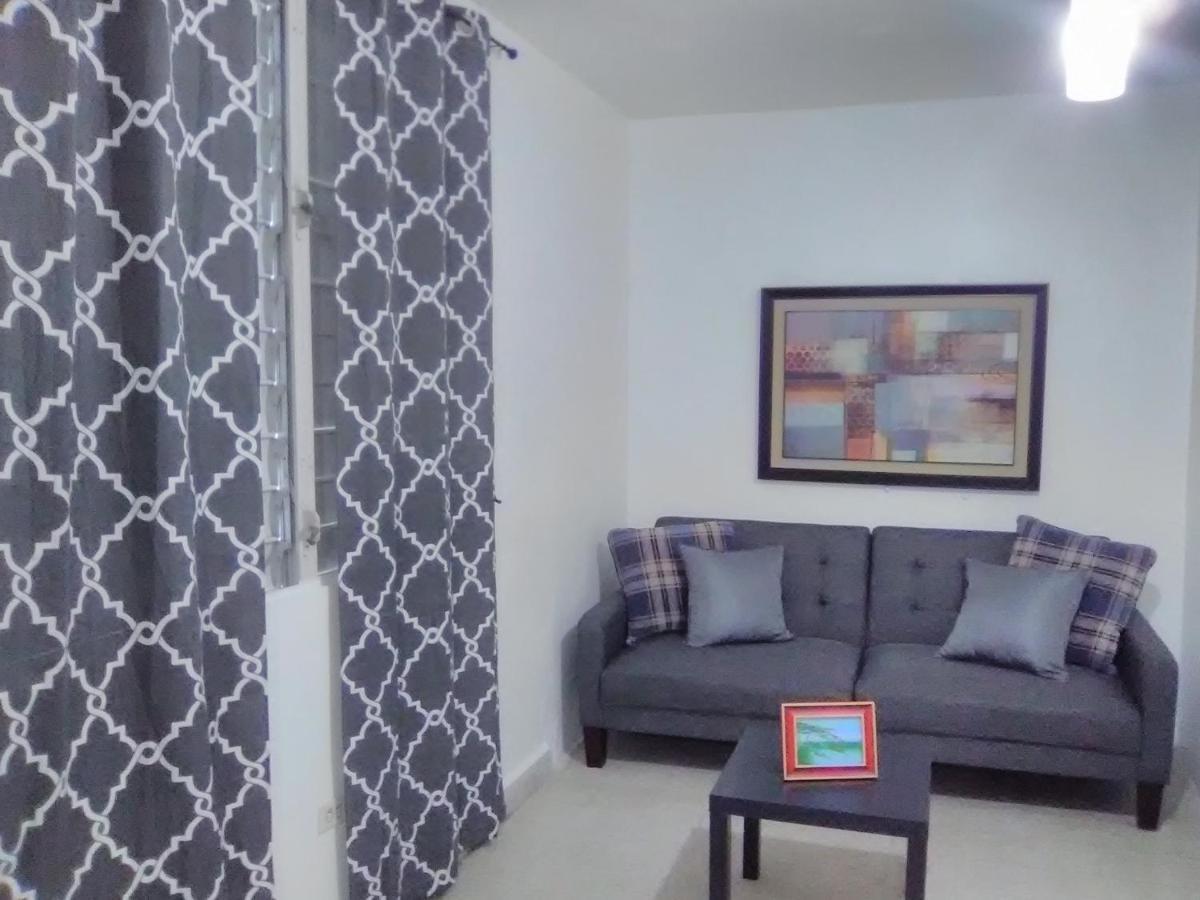 Hermoso Apartamento Frente Aeropuerto De Isla Verde San Juan Exterior foto